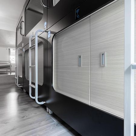 Mue Cubes - Capsule Hotel Basel Exterior foto
