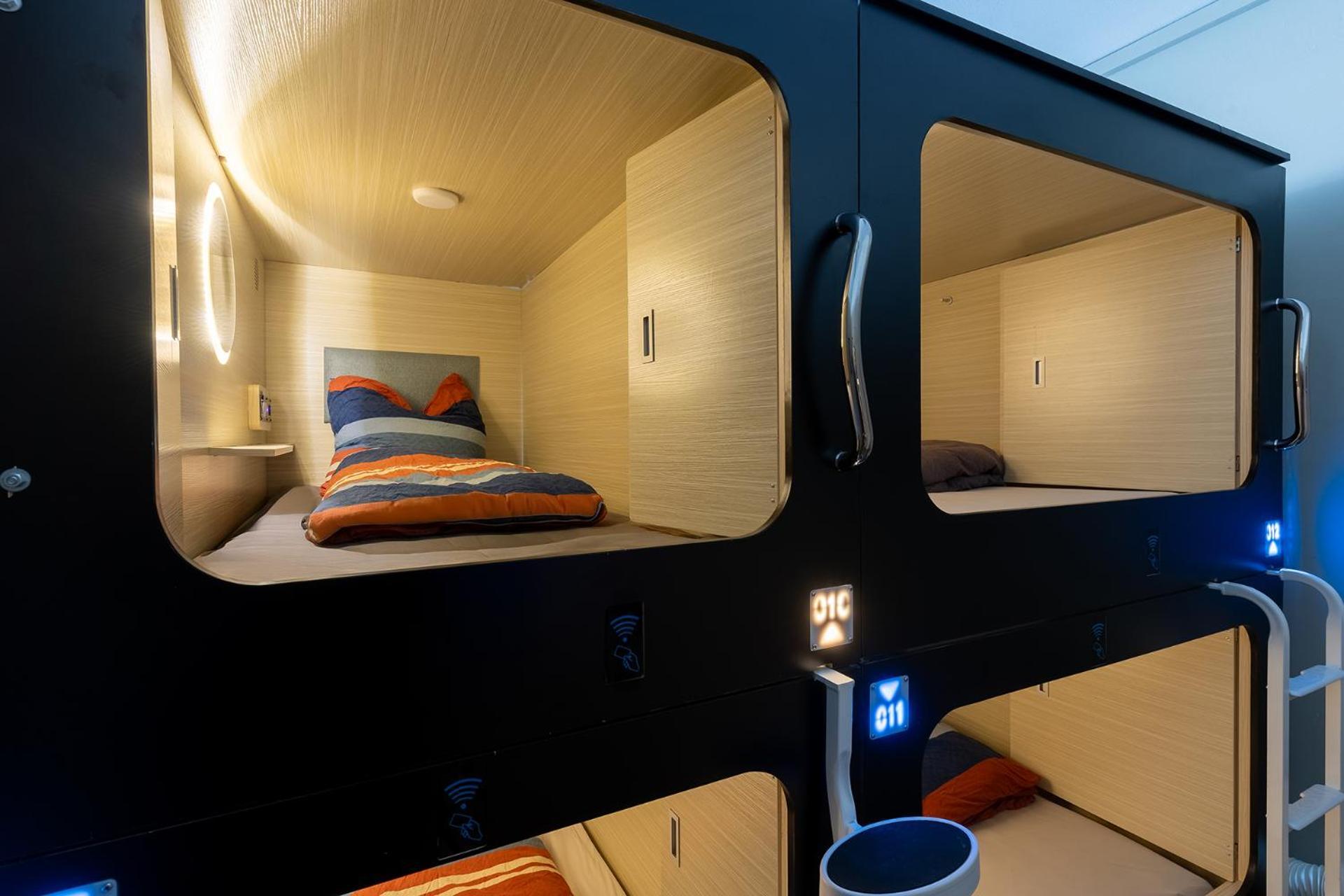 Mue Cubes - Capsule Hotel Basel Exterior foto