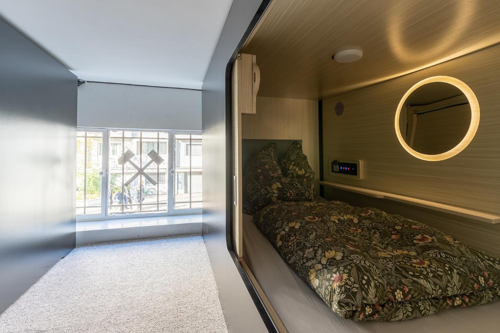 Mue Cubes - Capsule Hotel Basel Exterior foto